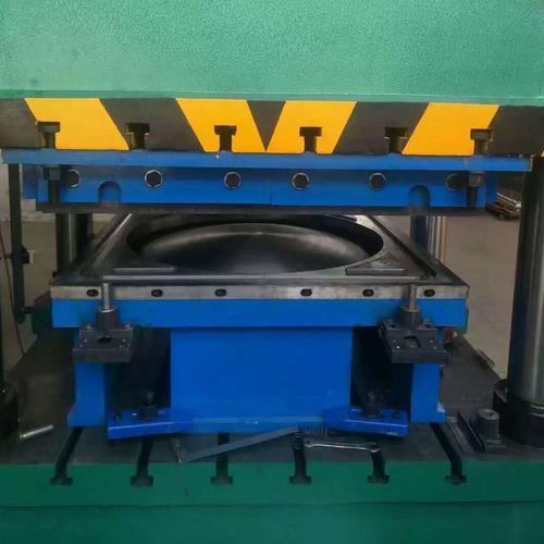 不锈钢水箱模具有什么特点？